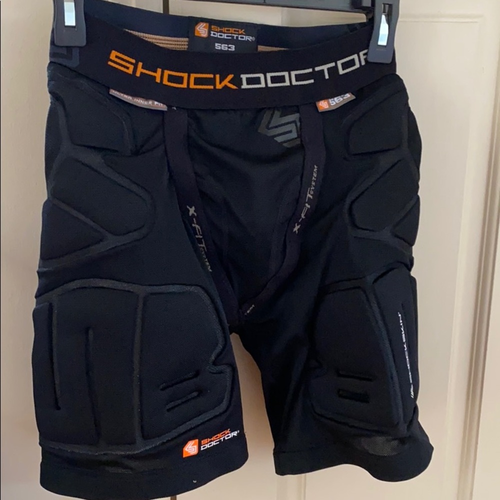 Brand new men’s shock doctor sports shorts